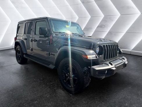 Used 2021 Jeep Wrangler Unlimited Sahara image 4