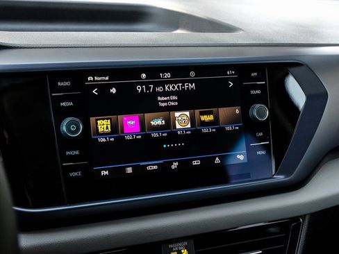 Used 2023 Volkswagen Taos SE image 6