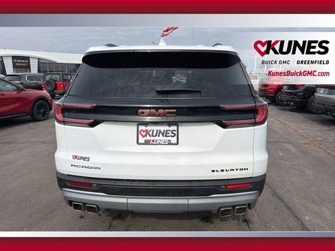 Used 2024 GMC Acadia Elevation image 5