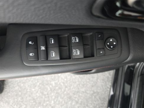 Used 2024 Dodge Durango GT image 30