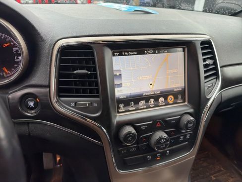 Used 2014 Jeep Grand Cherokee Limited w/ Luxury Group II image 9