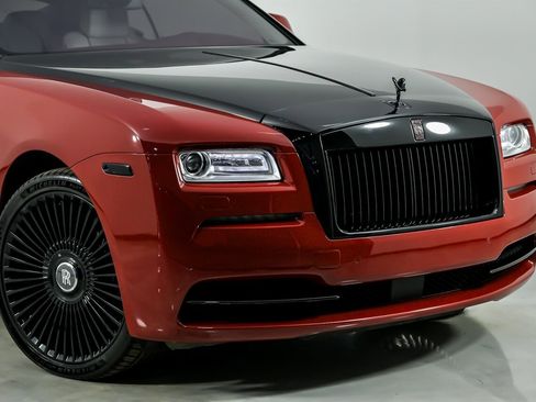 Used 2014 Rolls-Royce Wraith image 3