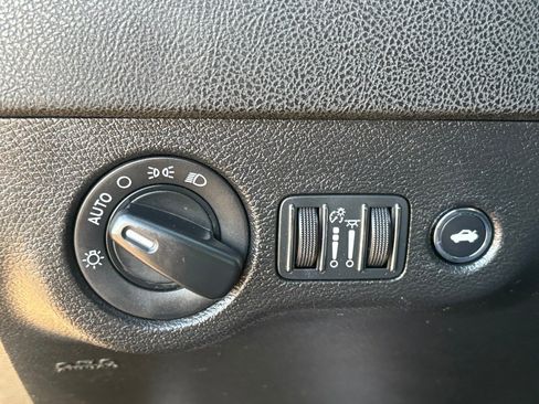 Used 2022 Dodge Charger SXT image 19