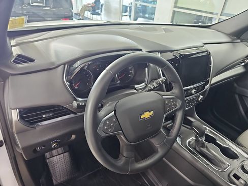 Used 2023 Chevrolet Traverse LT w/ LPO, Floor Liner Package AWD/4WD image 22