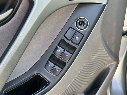 Used 2016 Hyundai Elantra SE w/ Option Group 02 FWD image 27