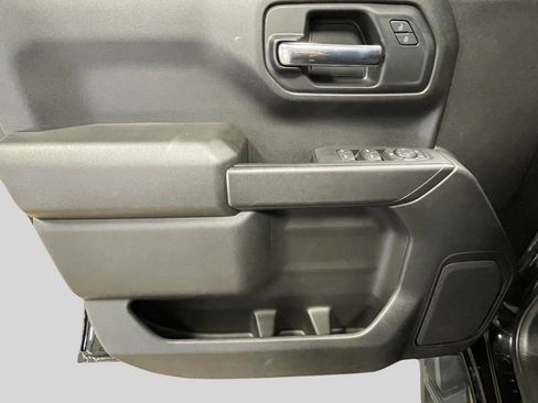 Certified 2023 Chevrolet Silverado 1500 Custom w/ LPO, Dark Essentials Package image 18