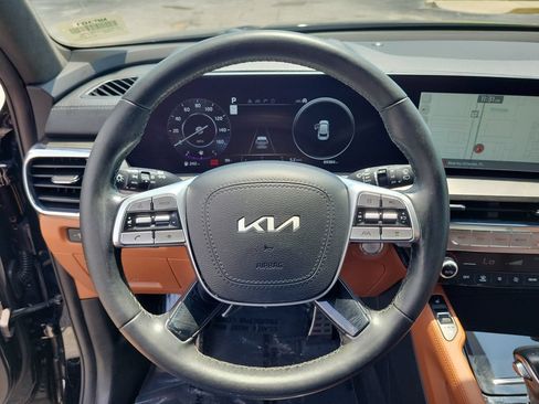 Used 2023 Kia Telluride SX Prestige X-Line AWD/4WD image 18