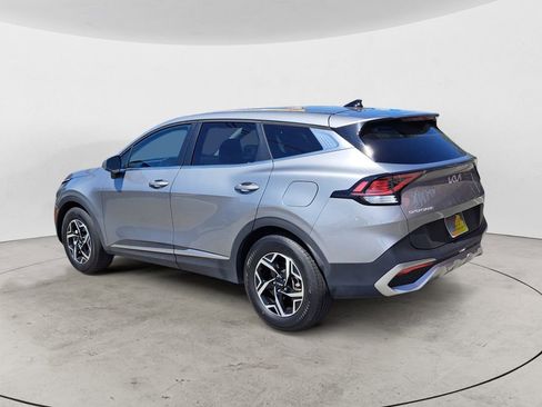 Used 2025 Kia Sportage LX image 5