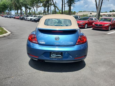 Used 2018 Volkswagen Beetle 2.0T S FWD image 4