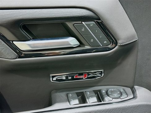 Used 2024 GMC Sierra 1500 AT4X image 18