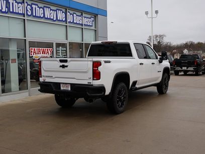 New 2026 Chevrolet Silverado 3500 LT w/ Trail Boss Package