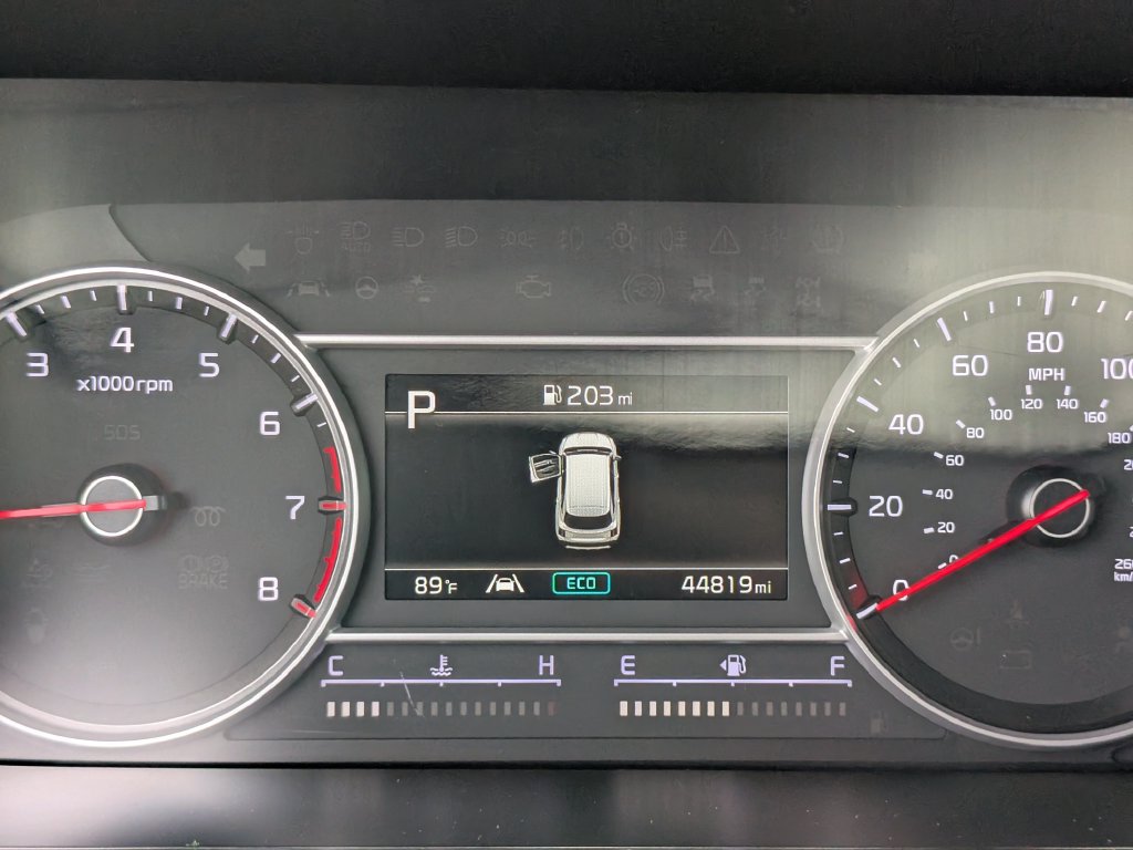 Certified 2023 Kia Sorento LX FWD image 34