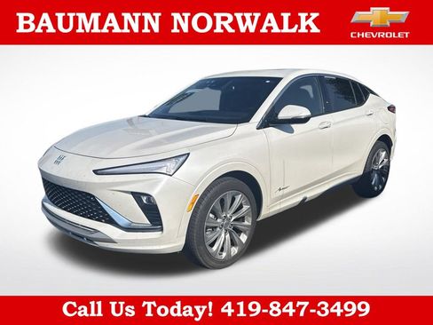 Used 2024 Buick Envista Avenir FWD image 1