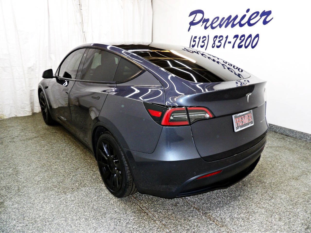 Used 2022 Tesla Model Y Long Range AWD/4WD image 4