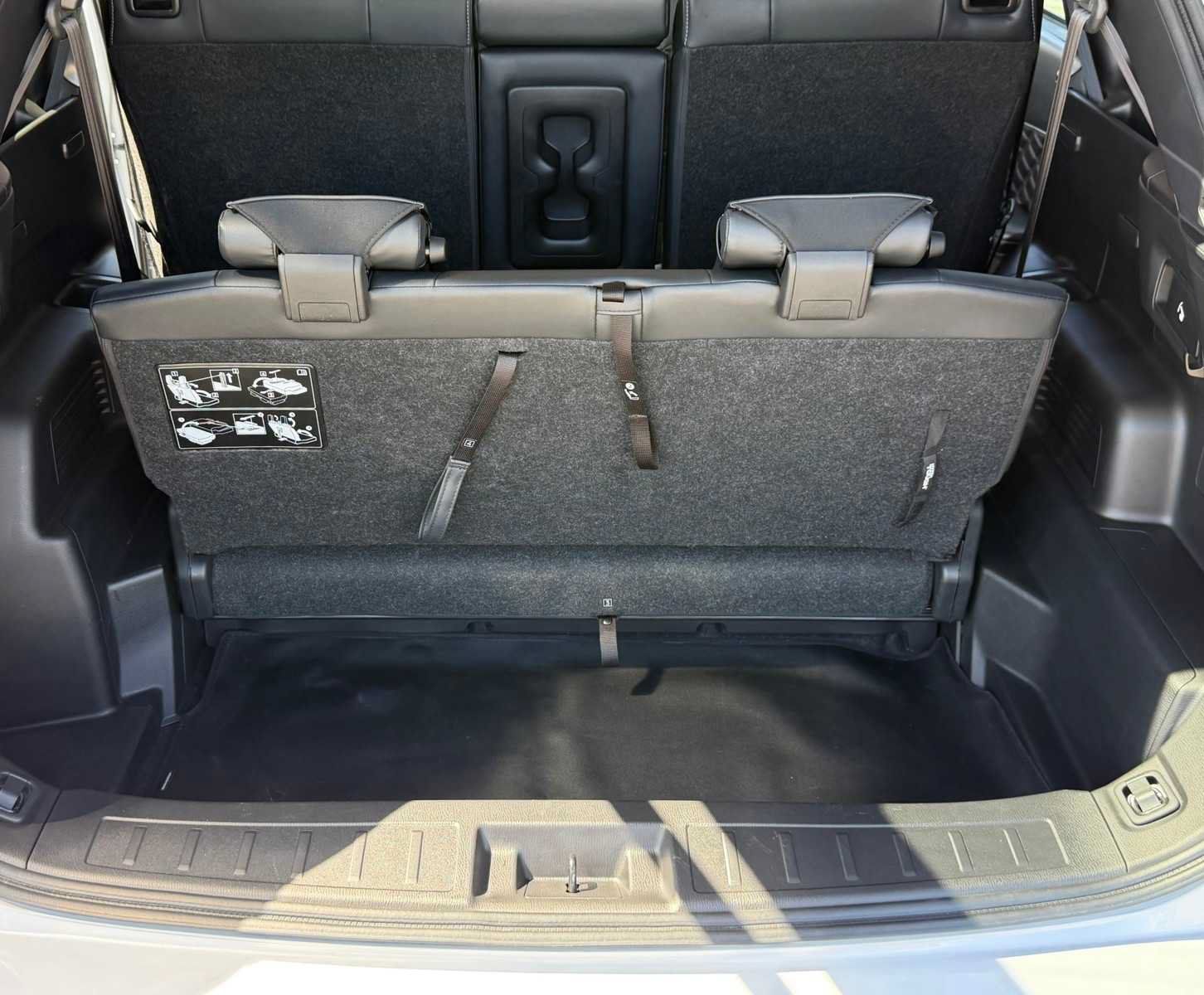 Used 2023 Mitsubishi Outlander SEL AWD/4WD image 32