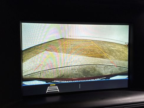 Used 2019 GMC Terrain SLE w/ Driver Convenience Package FWD image 15