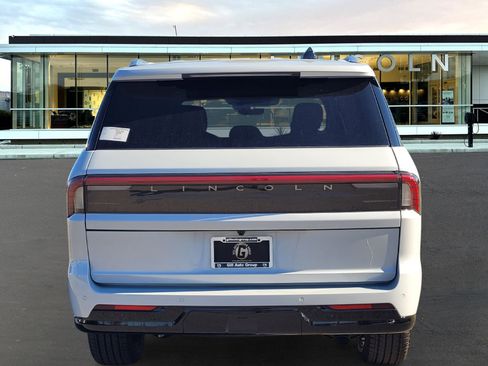 New 2026 Lincoln Navigator L Black Label image 5