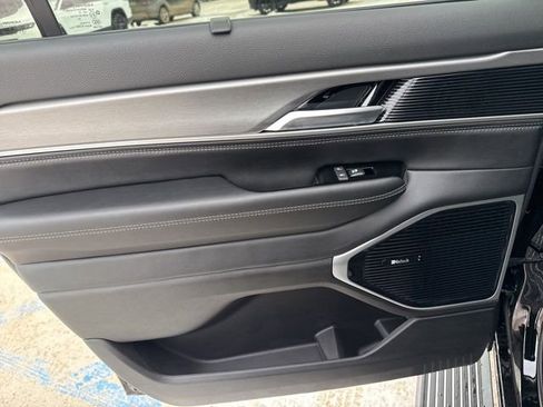 New 2026 Jeep Grand Wagoneer L Limited image 18