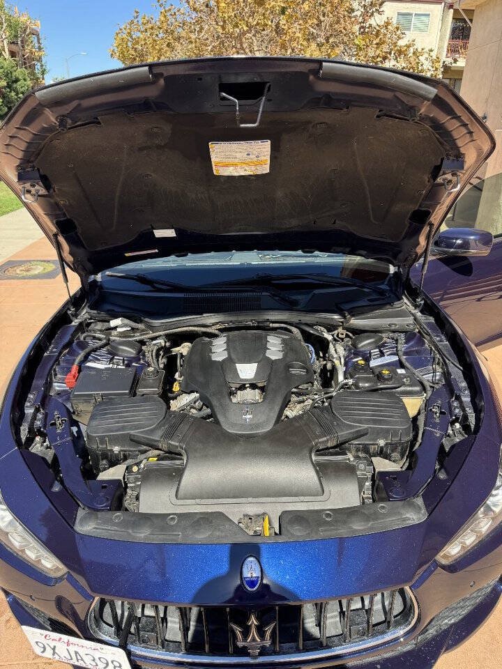 Used 2016 Maserati Ghibli RWD image 28