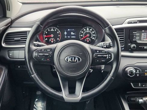 Used 2016 Kia Sorento AWD w/ LX Convenience Package image 34