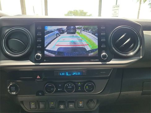 Used 2023 Toyota Tacoma TRD Off-Road image 21