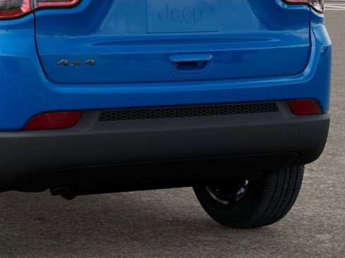 New 2026 Jeep Compass Latitude image 14