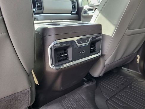 New 2026 GMC Sierra 1500 SLT w/ SLT Premium Plus Package image 30