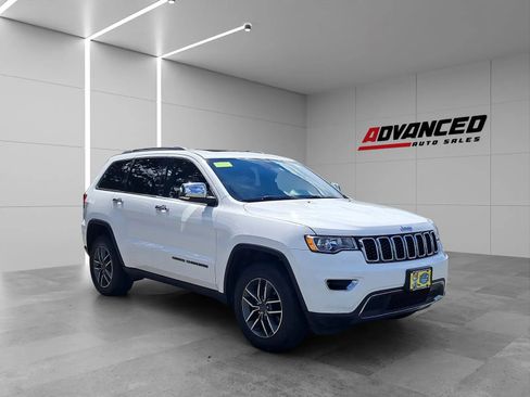 Used 2019 Jeep Grand Cherokee Limited AWD/4WD image 2