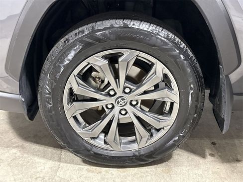 Used 2023 Toyota RAV4 XLE Premium image 26