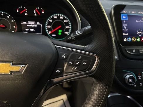 Used 2024 Chevrolet Malibu LT image 18