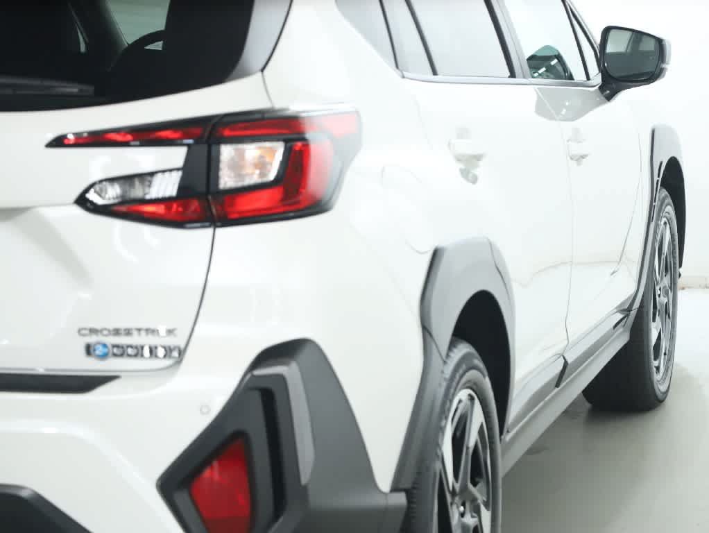 Used 2024 Subaru Crosstrek 2.5i Limited w/ Crosstrek Mirror Package AWD/4WD image 44