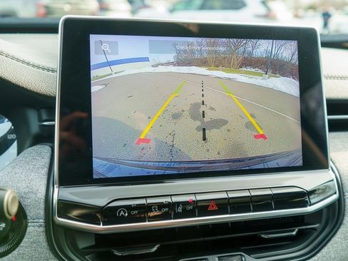 Used 2022 Jeep Compass Latitude w/ Convenience Group image 26