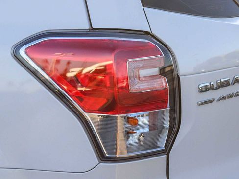 Used 2018 Subaru Forester 2.5i w/ Alloy Wheel Package image 7