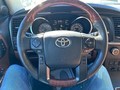 Used 2018 Toyota Sequoia Platinum image 14