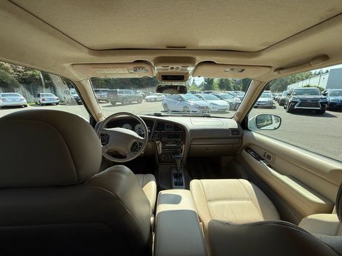 Used 2001 Nissan Pathfinder LE AWD/4WD image 26