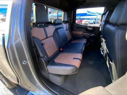 Used 2022 Chevrolet Silverado 1500 High Country w/ Technology Package image 20