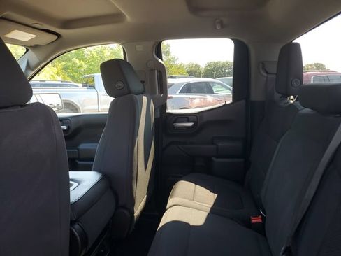 Certified 2020 Chevrolet Silverado 1500 Custom w/ Custom Value Package AWD/4WD image 9