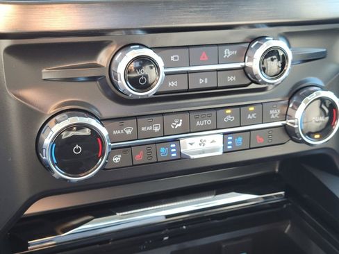 New 2026 Ford F250 Lariat w/ Lariat Ultimate Package image 18