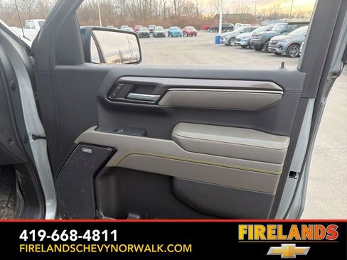 Used 2023 Chevrolet Silverado 1500 ZR2 image 44