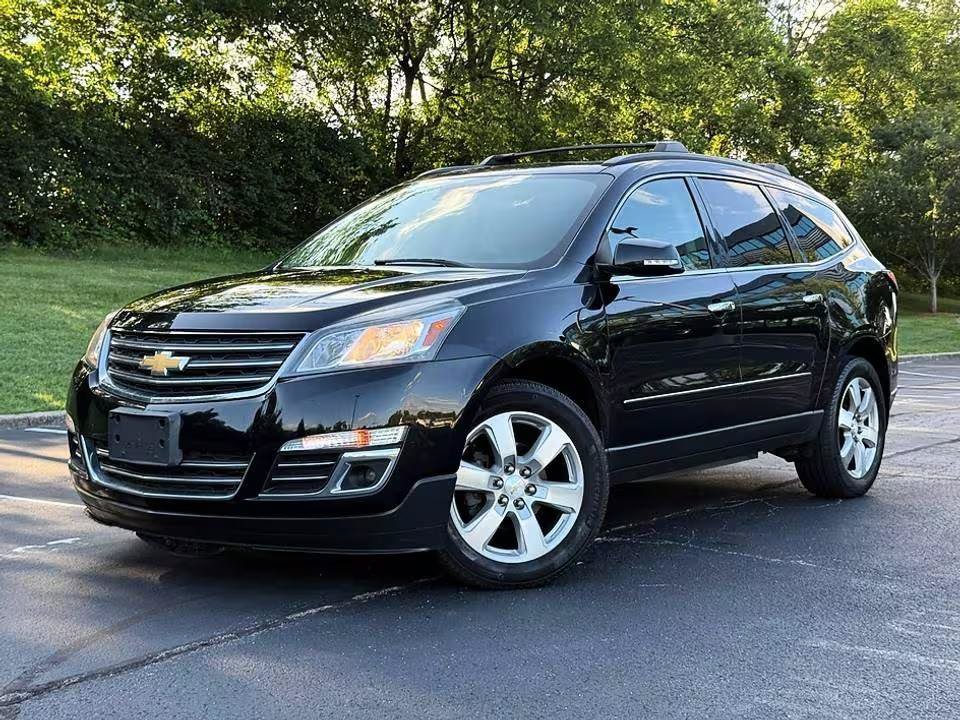 Used 2017 Chevrolet Traverse Premier AWD/4WD image 4