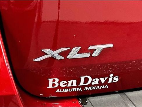 Used 2020 Ford Explorer XLT w/ Equipment Group 202A AWD/4WD image 23