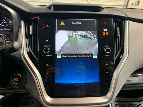 Used 2025 Subaru Outback Limited image 5