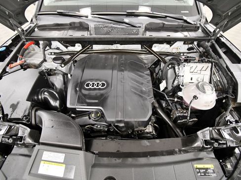 Used 2023 Audi Q5 2.0T Premium Plus w/ Premium Plus Package AWD/4WD image 12