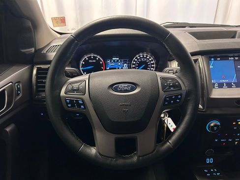 Used 2019 Ford Ranger XLT w/ Equipment Group 302A Luxury AWD/4WD image 9