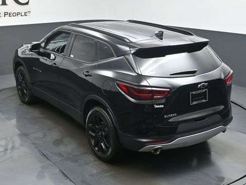 Used 2024 Chevrolet Blazer LT w/ LPO, Black Grille Bar Package image 41