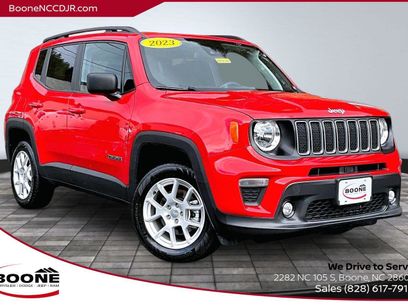 Certified 2023 Jeep Renegade Latitude w/ Premium Group