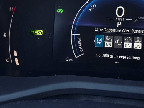Certified 2026 Toyota Camry SE FWD image 28