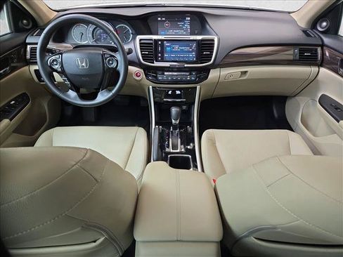 Used 2017 Honda Accord EX-L image 15