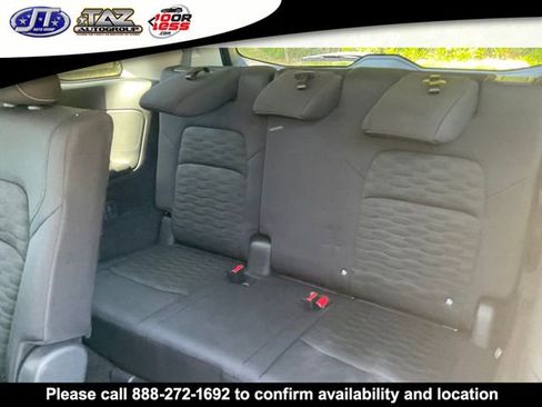 Used 2025 Nissan Pathfinder SV AWD/4WD image 6