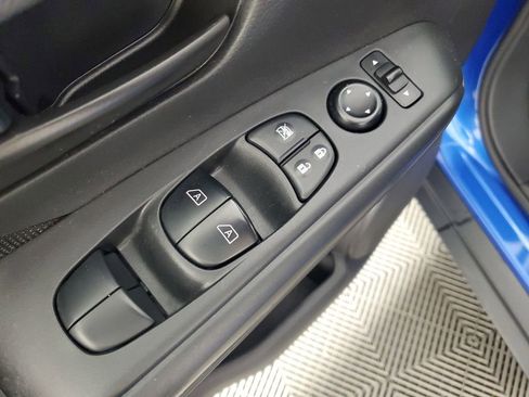 Used 2023 Nissan Kicks S image 28